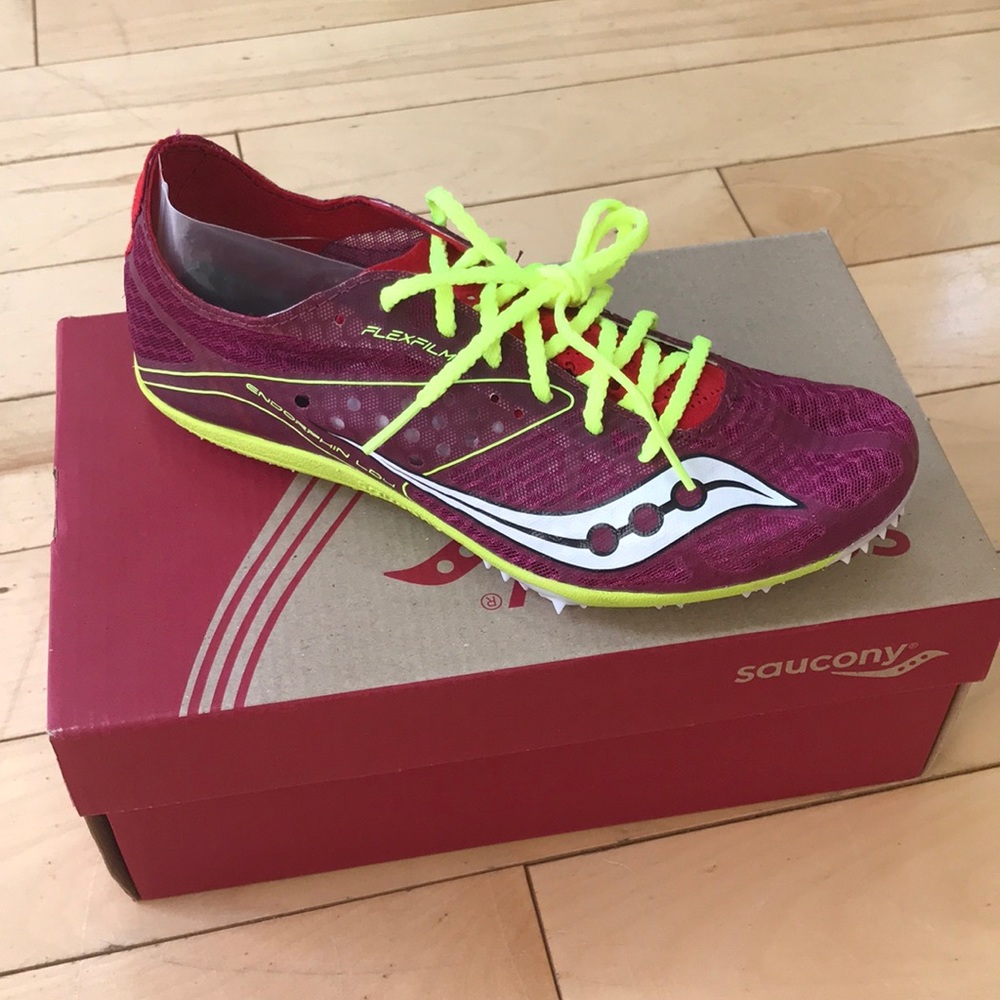 Brand new Saucony spikes